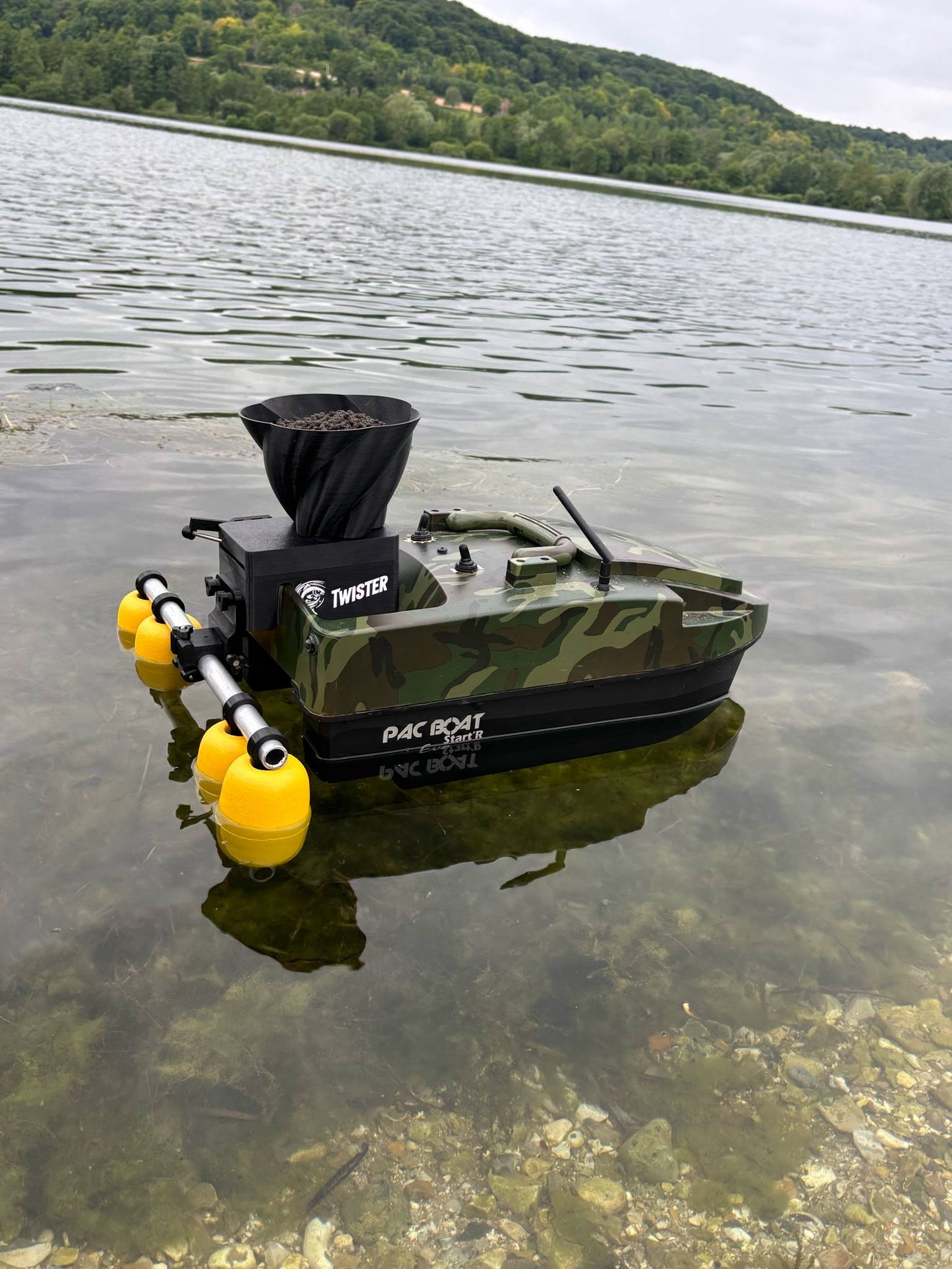 Epandeur Amorçage Mécanique Compatible Bateau Amorceur Carpe Anatec START R